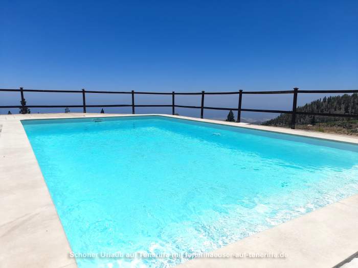 Traumhaft gelegene Finca mit Pool in den Bergen