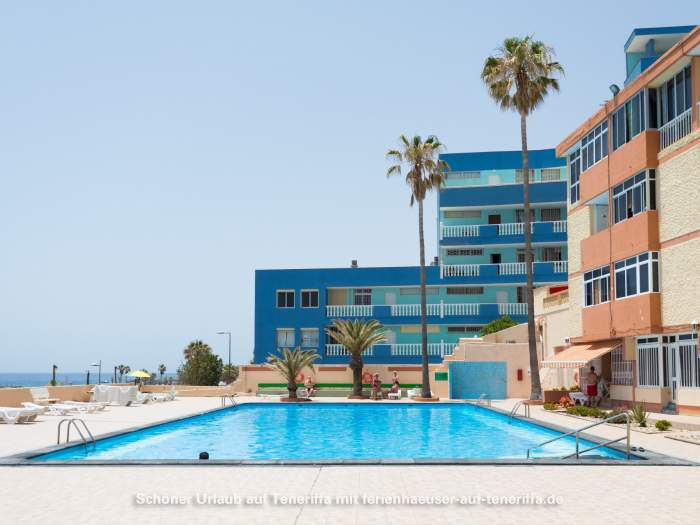 Moderne Ferienwohnung mit Pool direkt am Strand in Candelaria
