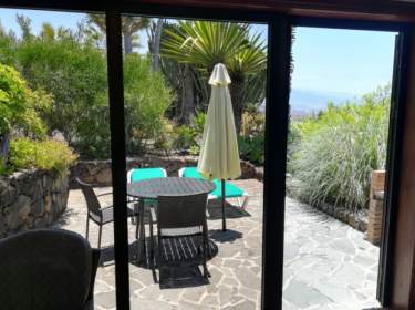Chalet in ruhiger Lage in La Matanza mit Pool und herrlichem Garten