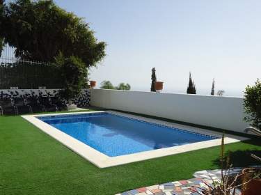 Ferienhaus für 8 Personen mit Pool