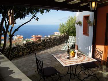 Rustikales Ferienhaus mit Meerblick Rustikales Ferienhaus mit Meerblick