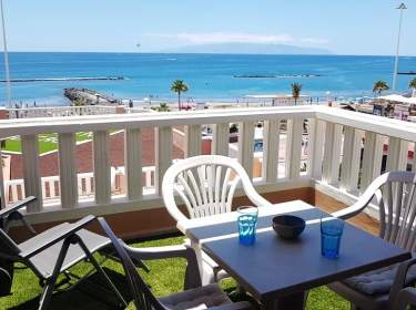 Modernes Studio mit Pool und Balkon an der Playa Fañabe
