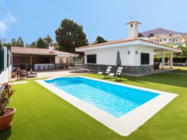 Urgemütliche Finca mit Garten und Meerblick im Norden von Teneriffa Urgemütliche Finca mit Garten und Meerblick im Norden von Teneriffa