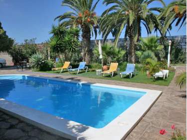 Gartenapartment auf Finca mit Pool und Obstgarten in Golfnähe