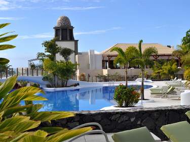 Ferienhaus mit Jacuzzi im Resort Hotel Suite Villa Maria