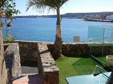 Ferienwohnung mit Terrasse direkt am Strand von Poris de Abona