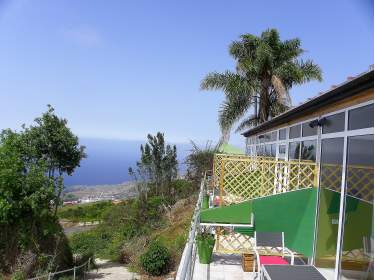 Fincawohnung mit Pool, Meerblick und Grill bei Icod de los Vinos