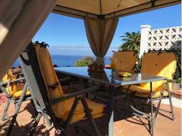 Ferienhaus mit Pool und Whirlpool in La Palmita