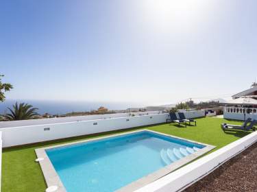 Komfortables Ferienhaus mit Pool und Meerblick im Osten von Teneriffa