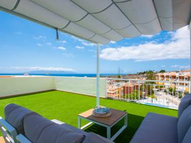 Wundervolle Ferienwohnung mit Pool und Meerblick in Teneriffa Süd