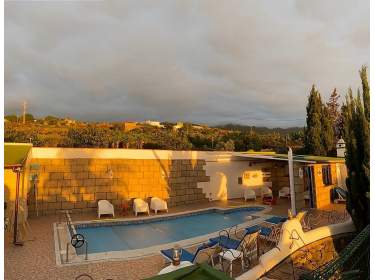 Gemütliche Ferienwohnung auf herrlich gelegener Finca mit Pool