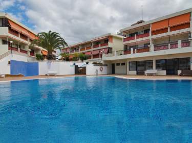 Ferienwohnung mit Pool und Balkon an der Playa Las Vistas