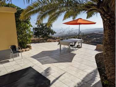 Ruhig gelegene Finca mit Terrasse und Traumblick für 9 Personen