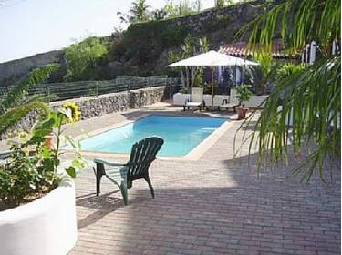 4 Personen Ferienwohnung auf ruhiger Finca mit Pool und Meerblick