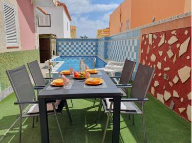 Haus mit Pool in Las Rosas – Wohnen nahe der Küste von Las Galletas